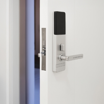 Fechadura eletrônica nos apartamentos